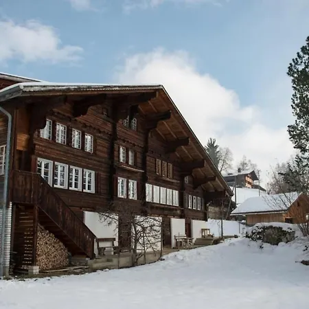 Goldern - Traditionell Und Modern *